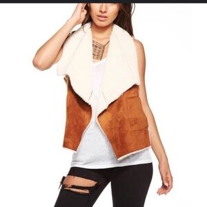 NWT Chaser Faux Fur/Suede Vest